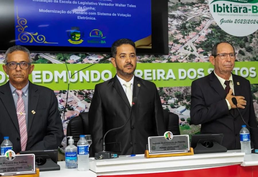 CÂMARA MUNICIPAL DE IBITIARA INSTALA SISTEMA DE VOTAÇÃO ELETRÔNICA 